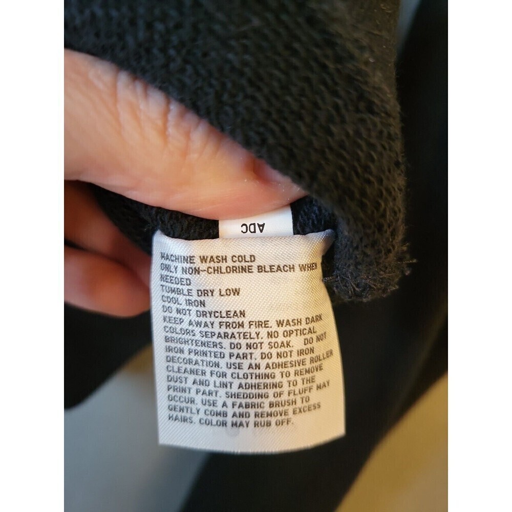 RARE Uniqlo x DISNEY Mickey Mouse SIZE M Black Crewneck Sweatshirt MUST SEE, EUC - Picture 11 of 14